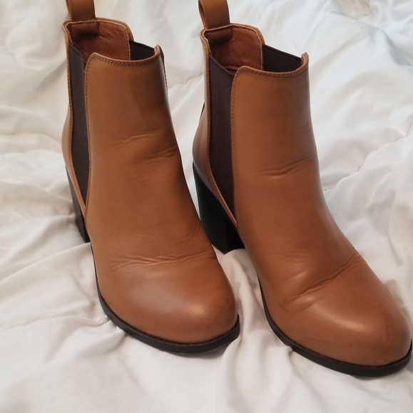 Brown fall boots - Picture 4 of 4